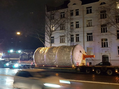 SPEEDLOG transporta un sistema de secado industrial a Suecia